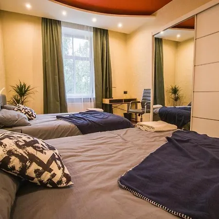 Comfy, Warm And Central 3 Rooms